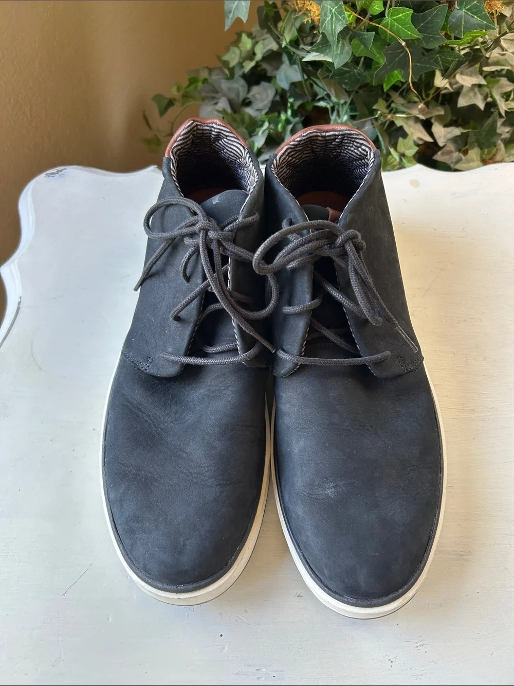 Olukai Papaku ‘lli Men’s Waterproof Chukka Boots EUC